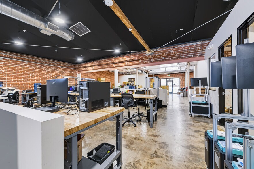More Photos Of 161 Pasadena Ave, South Pasadena Loft Creative Space For Lease