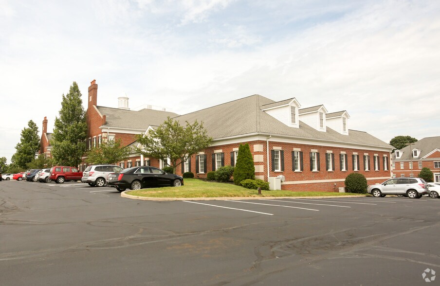 Primary Photo Of 4137 Boardman Canfield Rd, Canfield Office Residential For Lease