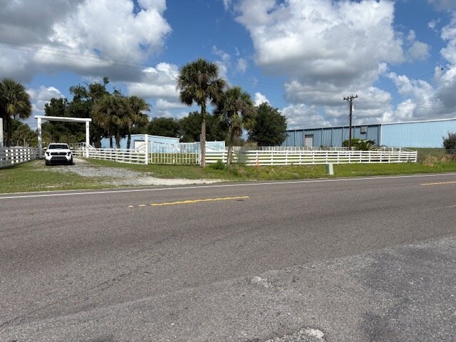 More Photos Of 952 Kenansville, Kenansville Warehouse For Lease
