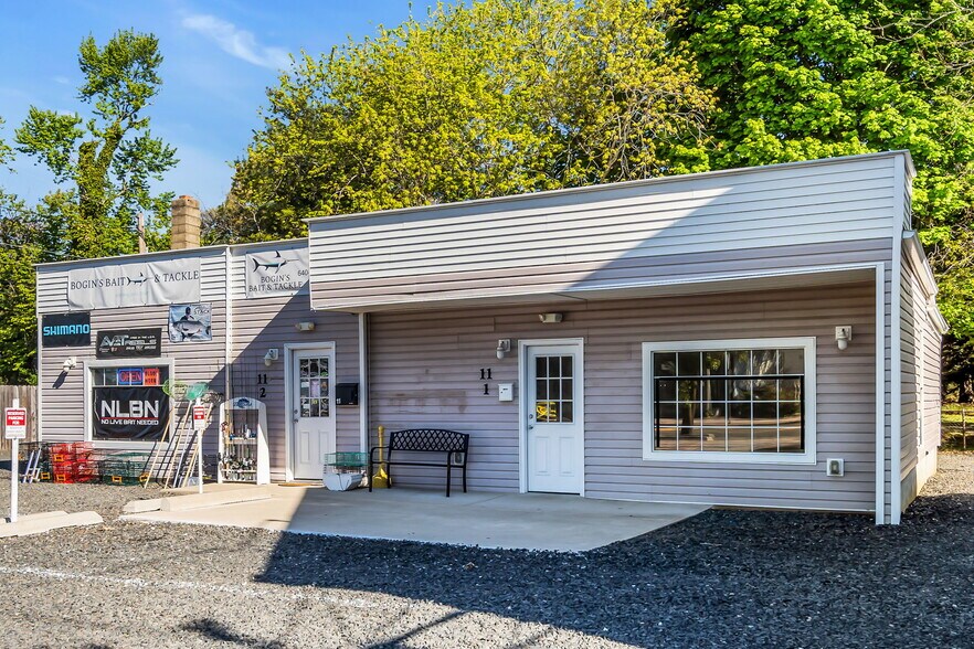 Primary Photo Of 11 E Main St, Tuckerton General Retail For Lease