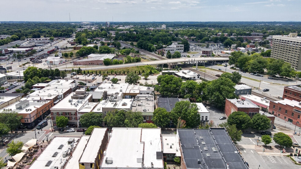 More Photos Of 524 S Elm St, Greensboro Loft Creative Space For Sale