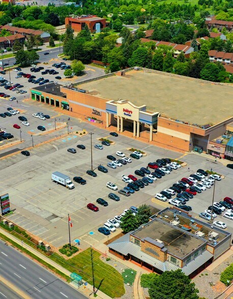 More Photos Of 2900 Steeles Ave E, Markham Storefront For Lease