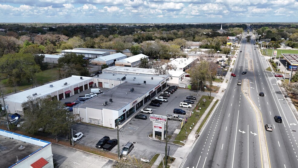 More Photos Of 1652-1704 N Goldenrod Rd, Orlando General Retail For Sale