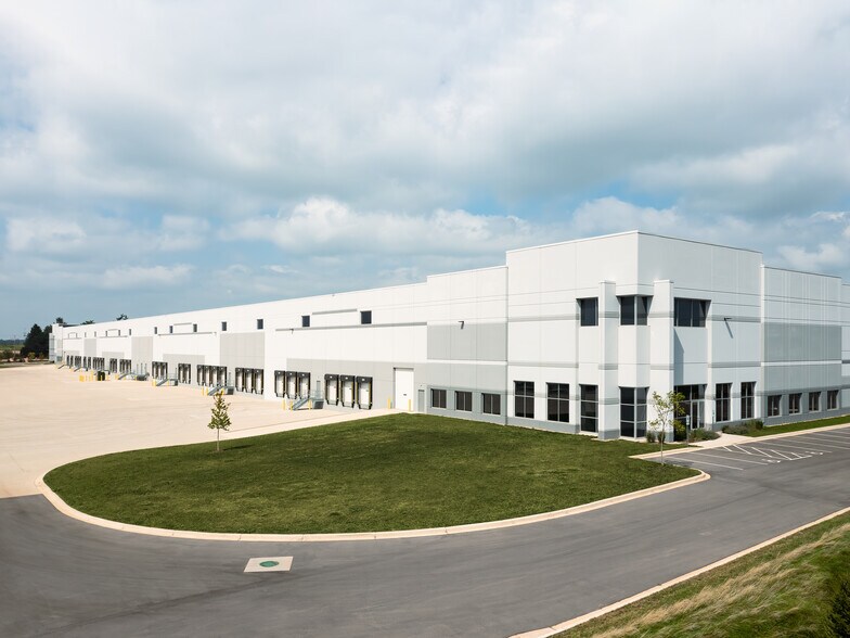 Primary Photo Of 9414 136th Ave, Kenosha Warehouse For Lease