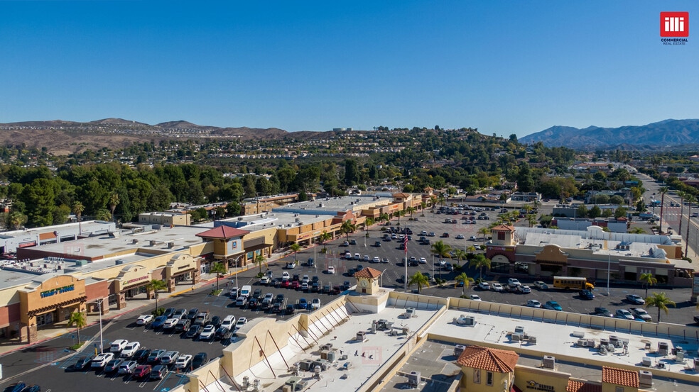 More Photos Of 19317-19415 Soledad Canyon Rd, Santa Clarita Unknown For Lease