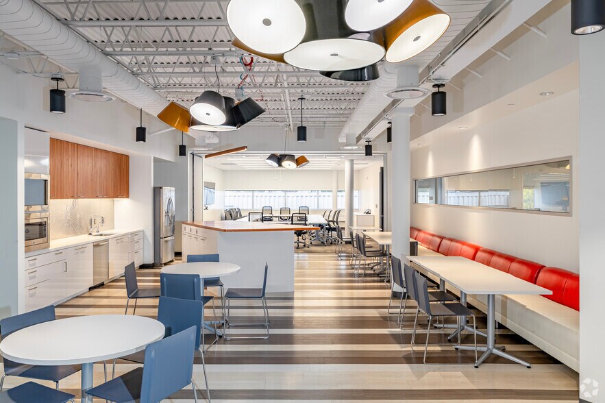 More Photos Of 100 Phoenix Dr, Ann Arbor Medical For Lease