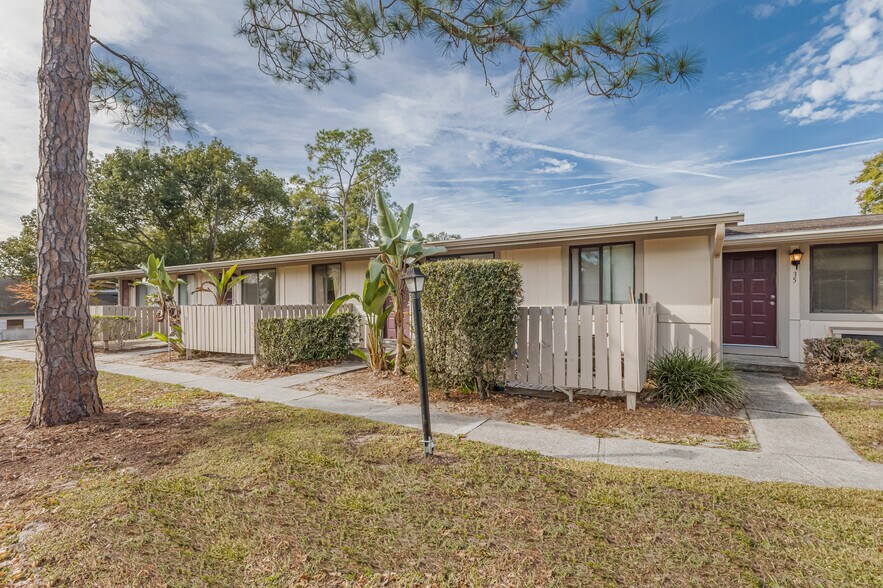 More Photos Of 33305 Ryan Dr, Leesburg Apartments For Sale