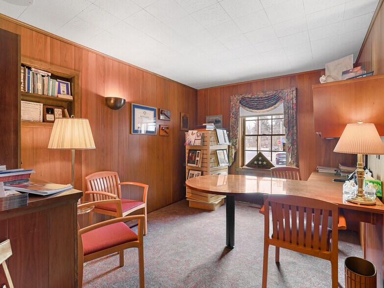 More Photos Of 520 2nd St, Excelsior Funeral Home For Sale