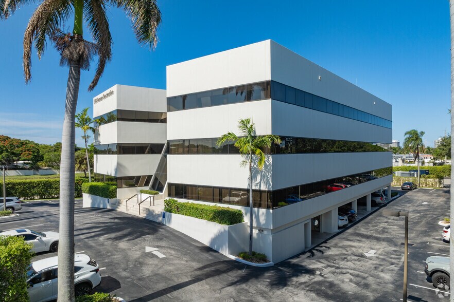 Primary Photo Of 8000 N Federal Hwy, Boca Raton Medical For Sale