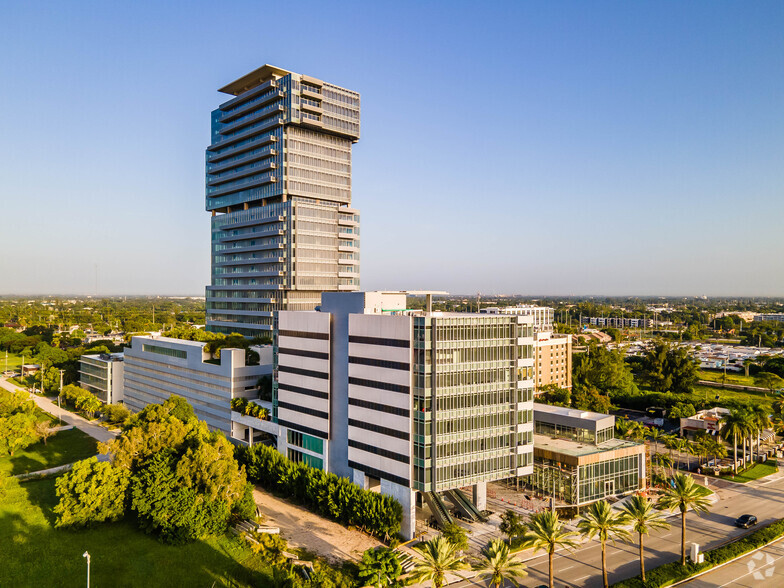 Primary Photo Of 1010 S Federal Hwy, Aventura Coworking Space