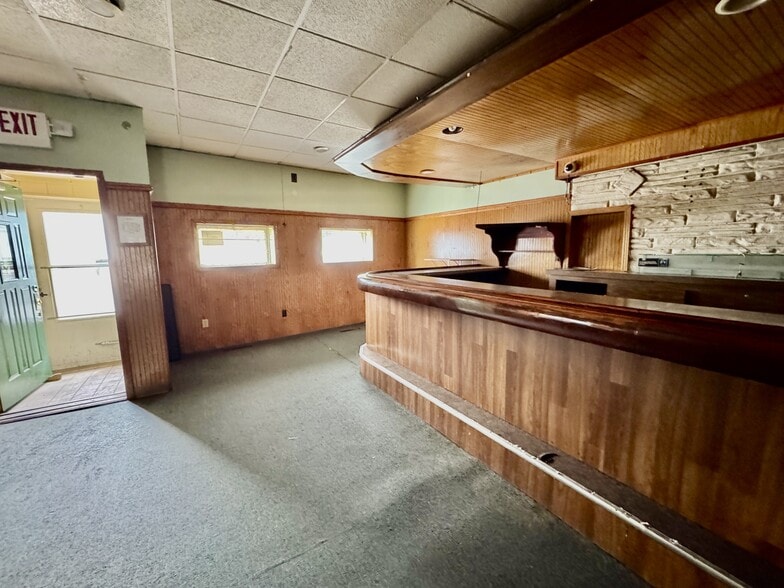 More Photos Of 2321 N Michigan Ave, Saginaw Flex For Sale