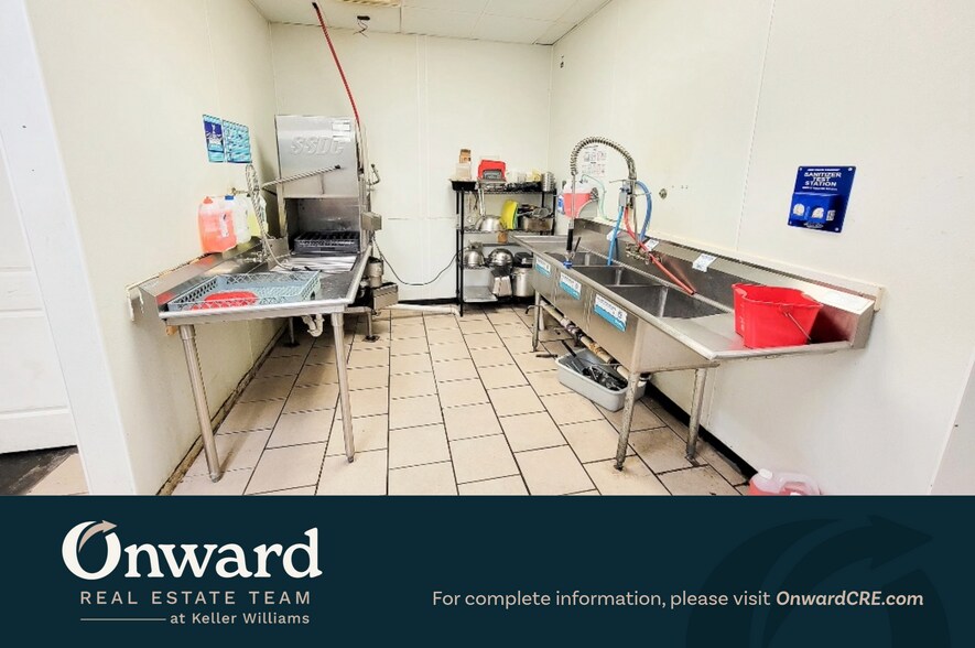 More Photos Of 800-816 S 7th St, Waco Restaurant For Lease