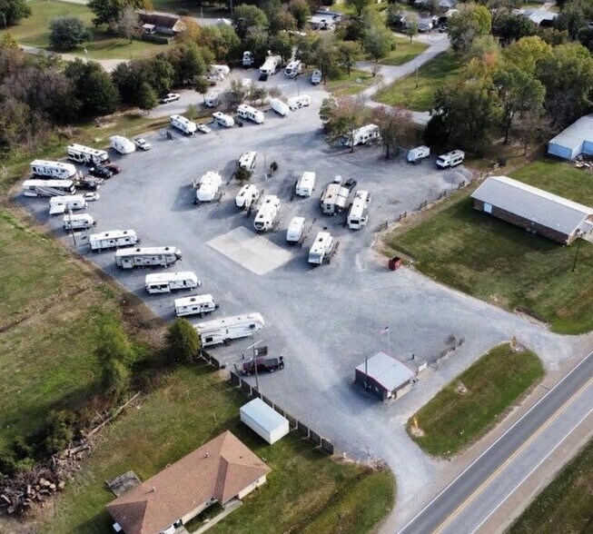 More Photos Of 1341 Broadway St, Delhi Trailer Camper Park For Sale