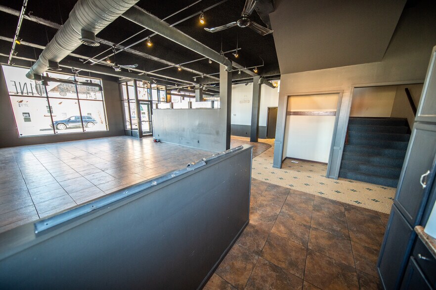 More Photos Of 100 Sibley St, Hastings Restaurant For Lease