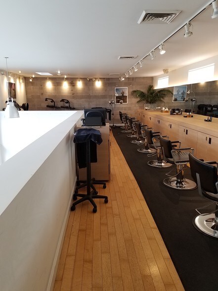 More Photos Of 1919 Mount Diablo Blvd, Walnut Creek Freestanding For Lease