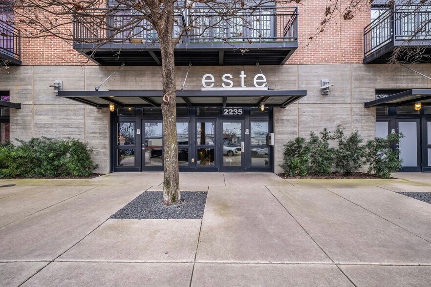 More Photos Of 2235 E 6th St, Austin Apartments For Lease