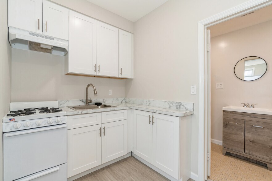 More Photos Of 40 Beacon Ave, Jersey City Apartments For Sale