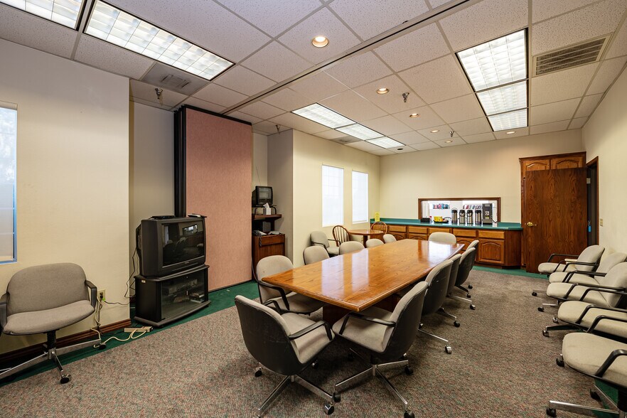 More Photos Of 16600 Woodruff Ave, Bellflower Medical For Lease