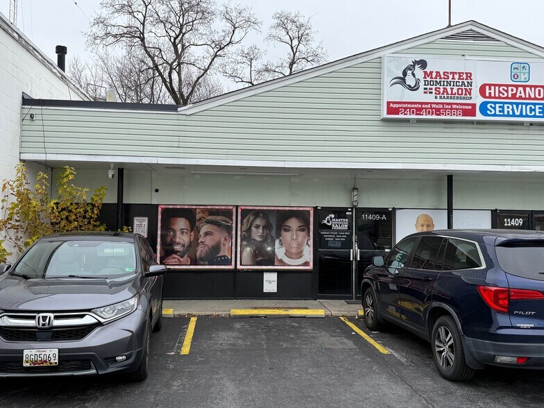 More Photos Of 11409 Amherst Ave, Wheaton Freestanding For Lease