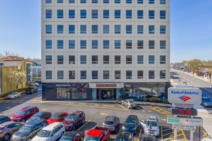 More Photos Of 255 Park Ave, Worcester Medical For Lease