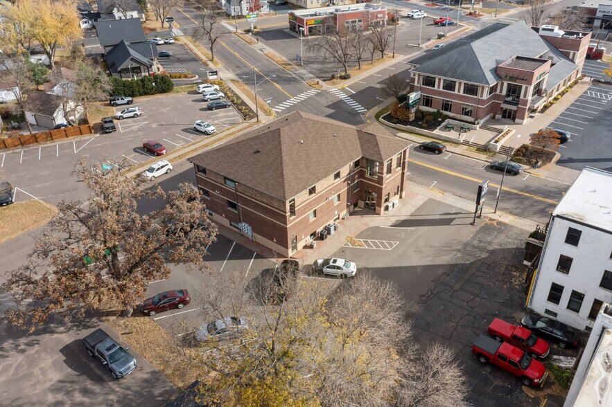 More Photos Of 307 N Cascade St, Osceola Medical For Lease