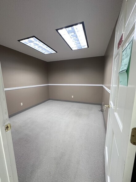 More Photos Of 307 E 1st St, Vidalia Freestanding For Sale