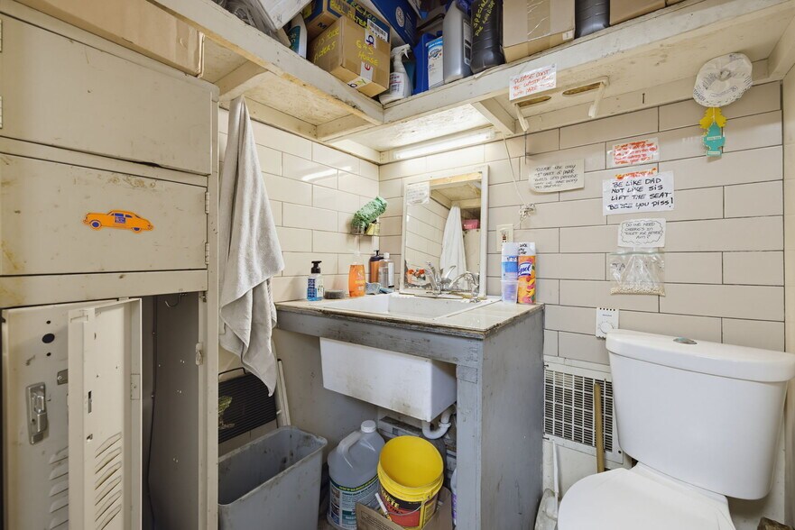 More Photos Of 428 Railroad St, Thomaston Industrial For Sale