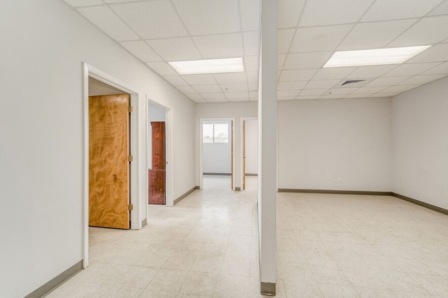 More Photos Of 598 Armistead Ln, Holt Industrial For Lease