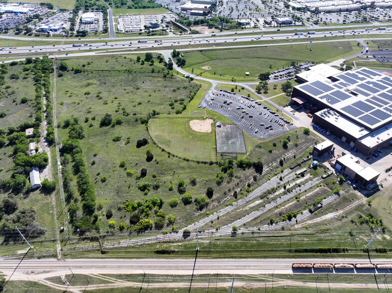 Primary Photo Of 5100 N Interstate 35, Round Rock Land For Sale