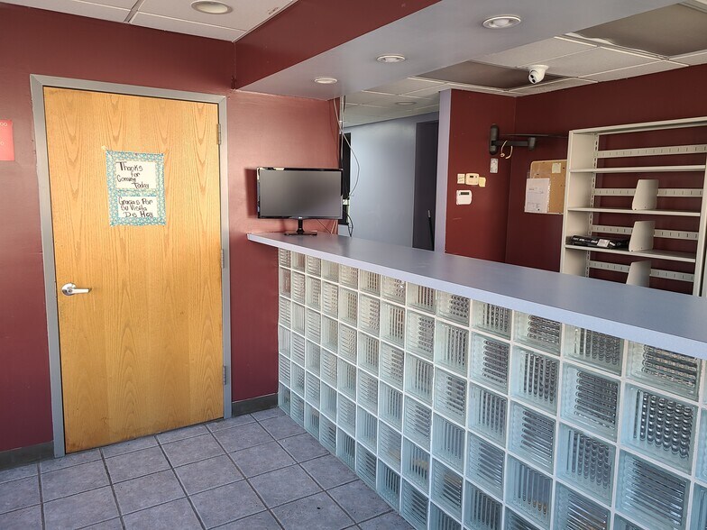 More Photos Of 4235 W Armitage Ave, Chicago General Retail For Sale