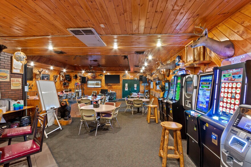More Photos Of 784 State Highway 73 S, Nekoosa Restaurant For Sale