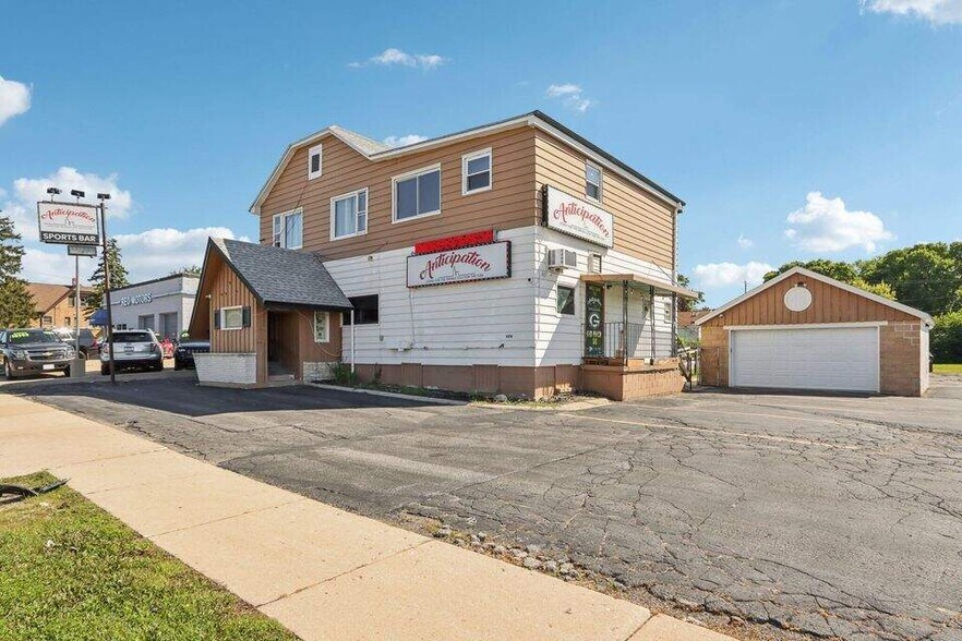 Primary Photo Of 6218 S 27th St, Milwaukee Restaurant For Sale