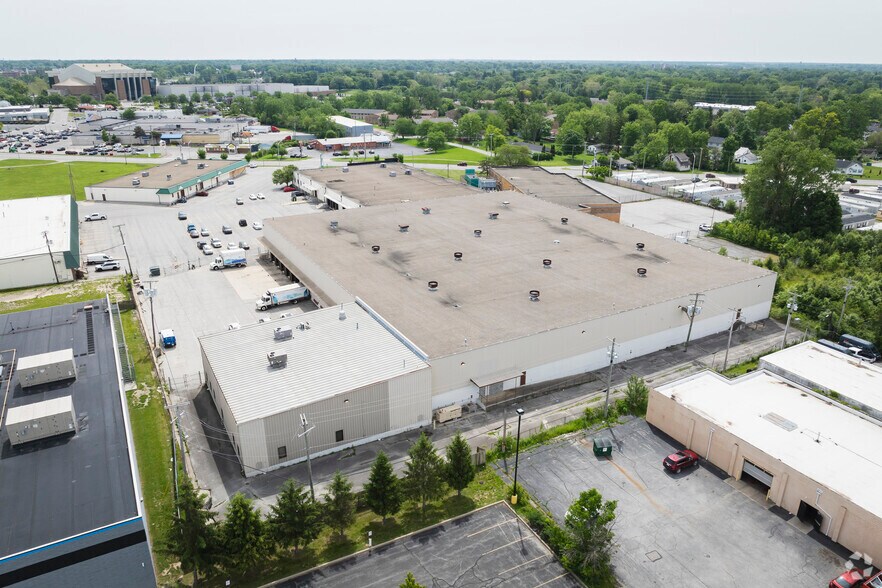 More Photos Of 4031-4149 N Clinton St, Fort Wayne Warehouse For Lease