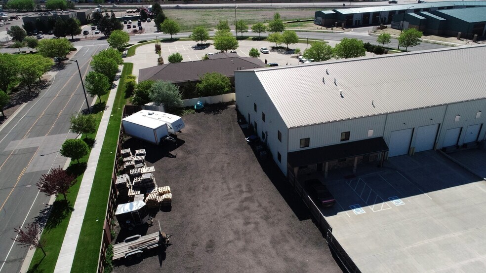More Photos Of 9669 Havana St, Commerce City Manufacturing For Lease