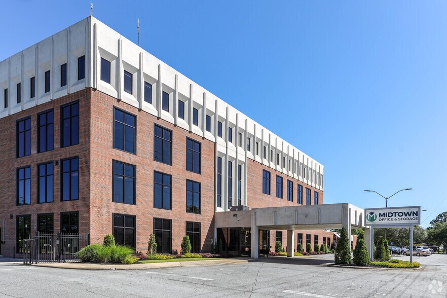 More Photos Of 2357 Warm Springs Rd, Columbus Medical For Lease