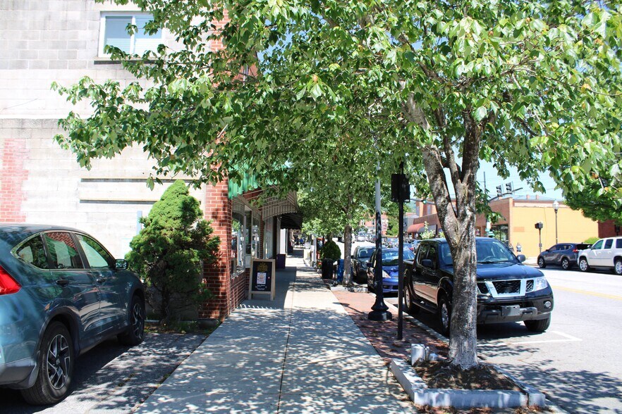 More Photos Of 84 E Main St, Brevard Storefront Retail Residential For Sale