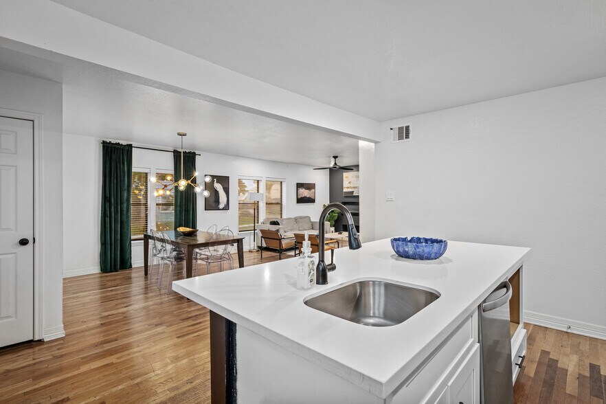 More Photos Of 3404 Rosedale St, Houston Multifamily For Sale