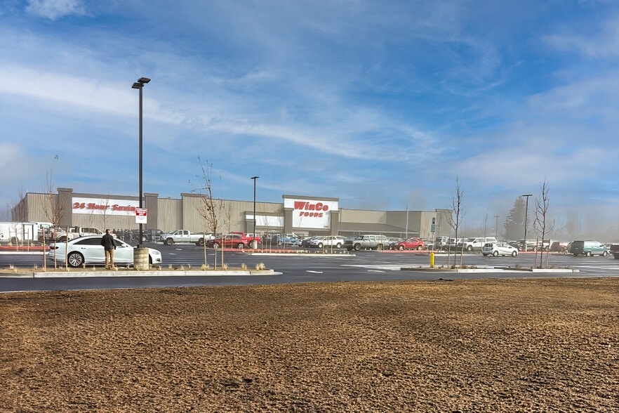 Primary Photo Of 2985 Shasta Way, Klamath Falls Land For Lease