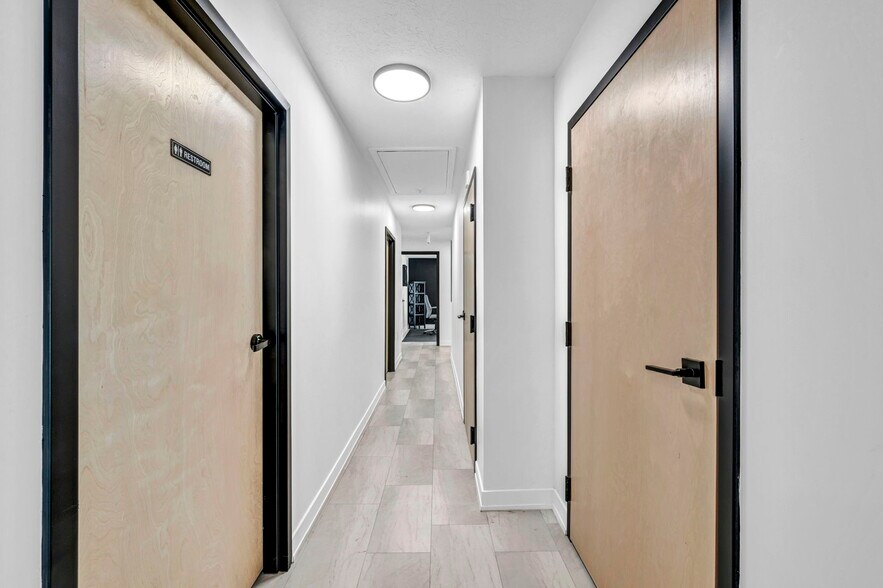 More Photos Of 1929 E Royalton Rd, Broadview Heights Office For Lease