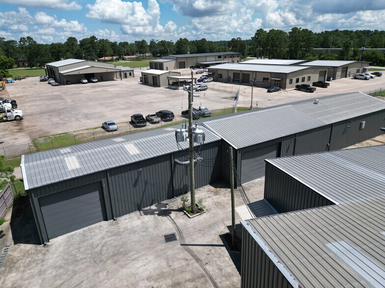 More Photos Of 23609 W Hardy Rd, Spring Warehouse For Sale