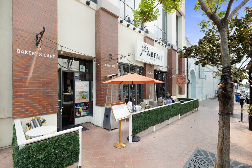 More Photos Of 668 6th Ave, San Diego Storefront Retail Office For Lease