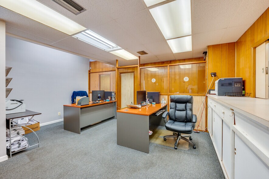 More Photos Of 112 Center St, Daytona Beach Office Residential For Sale