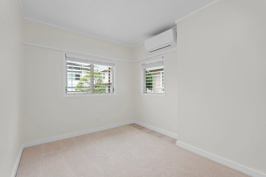 More Photos Of 1113 Villa Ln, Honolulu Flex For Sale