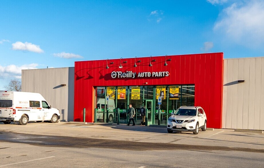 More Photos Of 330 Plymouth St, Halifax General Retail For Sale