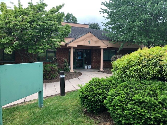 More Photos Of 1080 Day Hill Rd, Windsor Medical For Sale