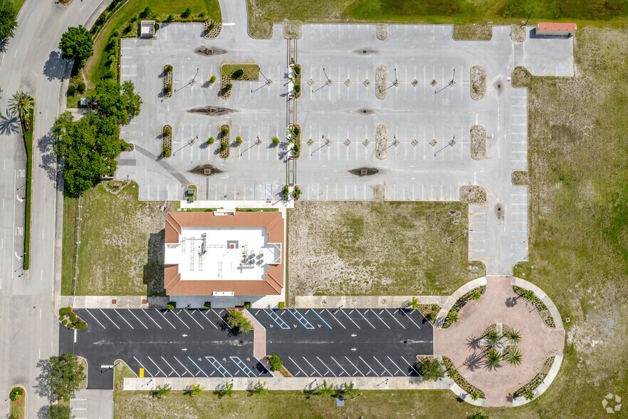 More Photos Of 1961 SW Park Pl, Port Saint Lucie Unknown For Lease