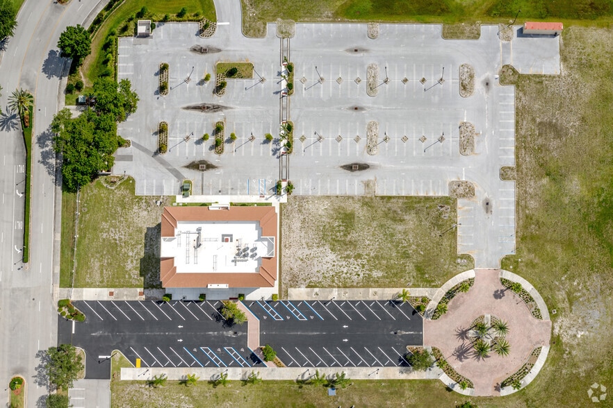 More Photos Of 1961 SW Park Pl, Port Saint Lucie Unknown For Lease