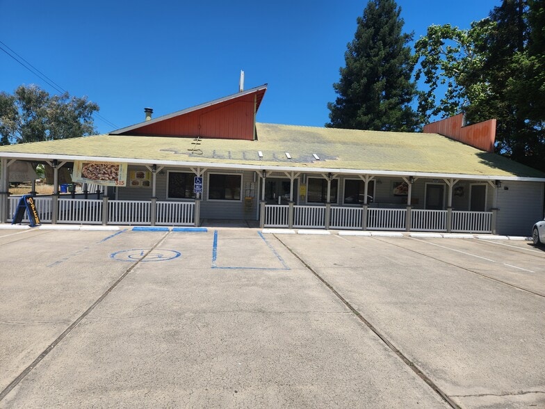 More Photos Of 7998 W Highway 12, Wallace Restaurant For Sale
