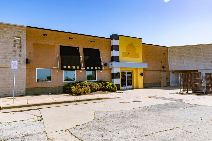 More Photos Of 2350 SE Washington Blvd, Bartlesville Unknown For Lease