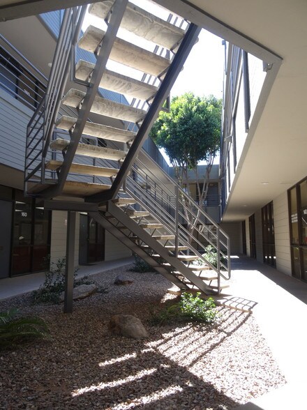 More Photos Of 4201 N 16th St, Phoenix Office For Lease